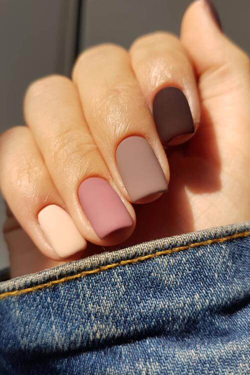 matte ombre nails