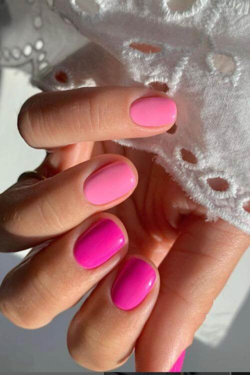 ombre nails pink