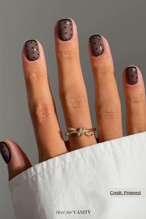 dot nails
