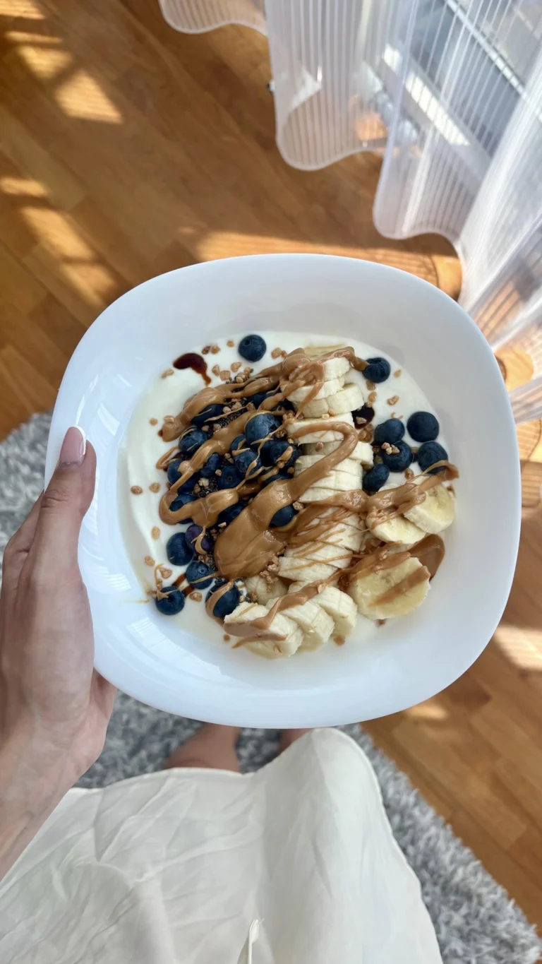 Healthy yogurt bowl